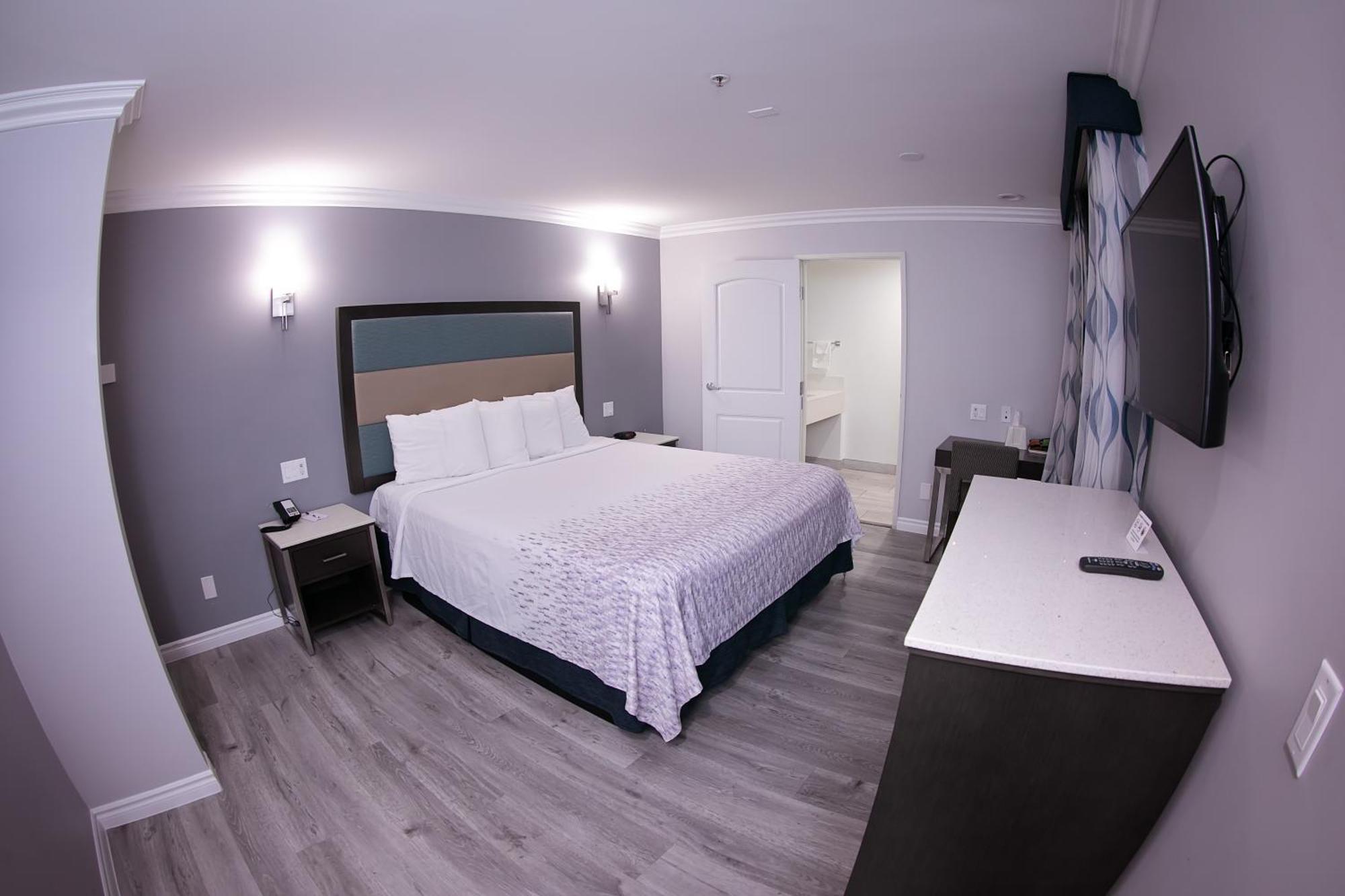 Travelodge Inn & Suites By Wyndham West Covina Bilik gambar