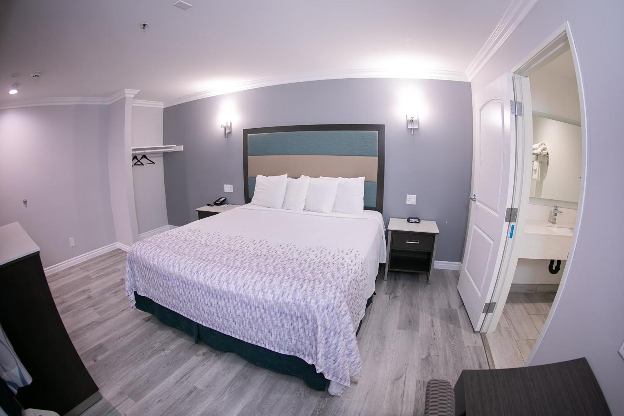 Travelodge Inn & Suites By Wyndham West Covina Bilik gambar